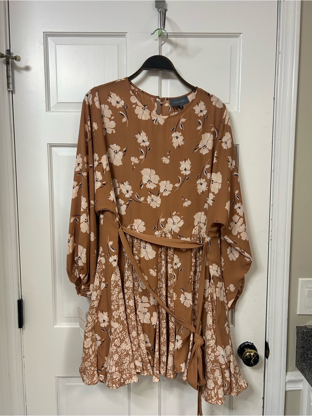 Camel Floral Long-Sleeve Tie-Waist Dress
